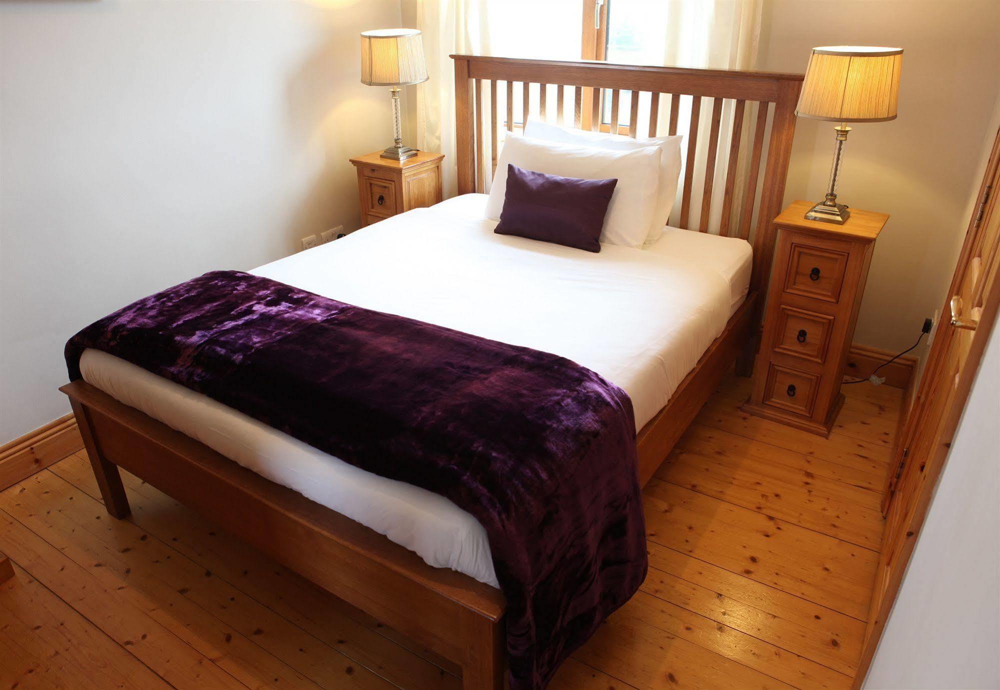 Oranhill Lodge Guesthouse Oranmore Ngoại thất bức ảnh