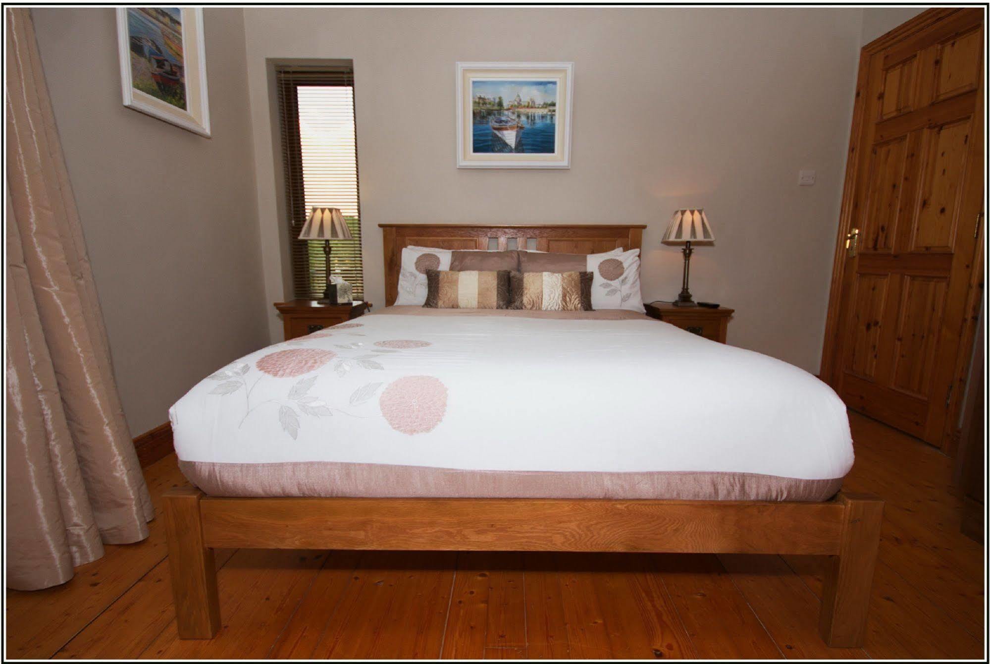 Oranhill Lodge Guesthouse Oranmore Ngoại thất bức ảnh